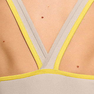 yoga-tank-top--000086E 01-worn